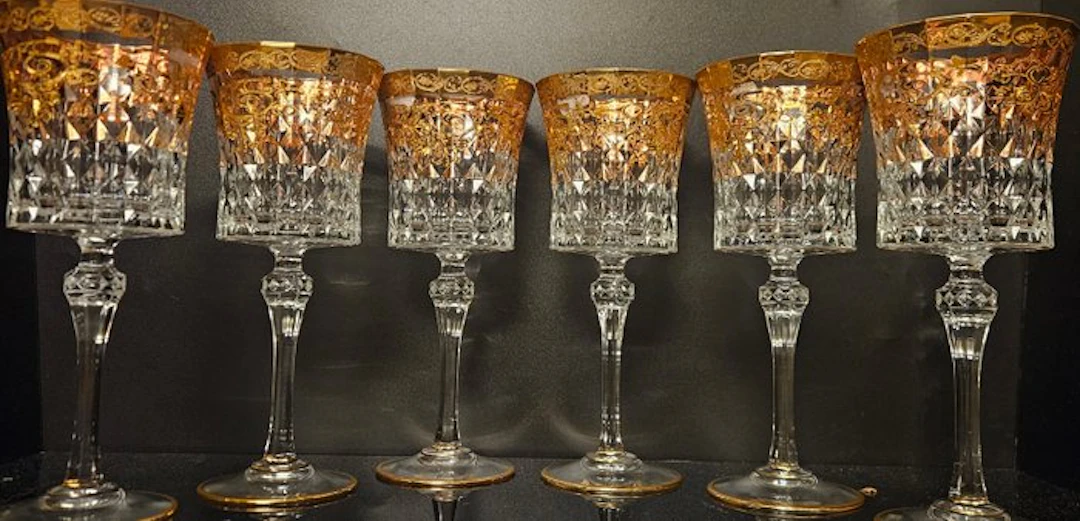 ISMIE LUX - Drinking service (6) - Superior Giants Luxury...