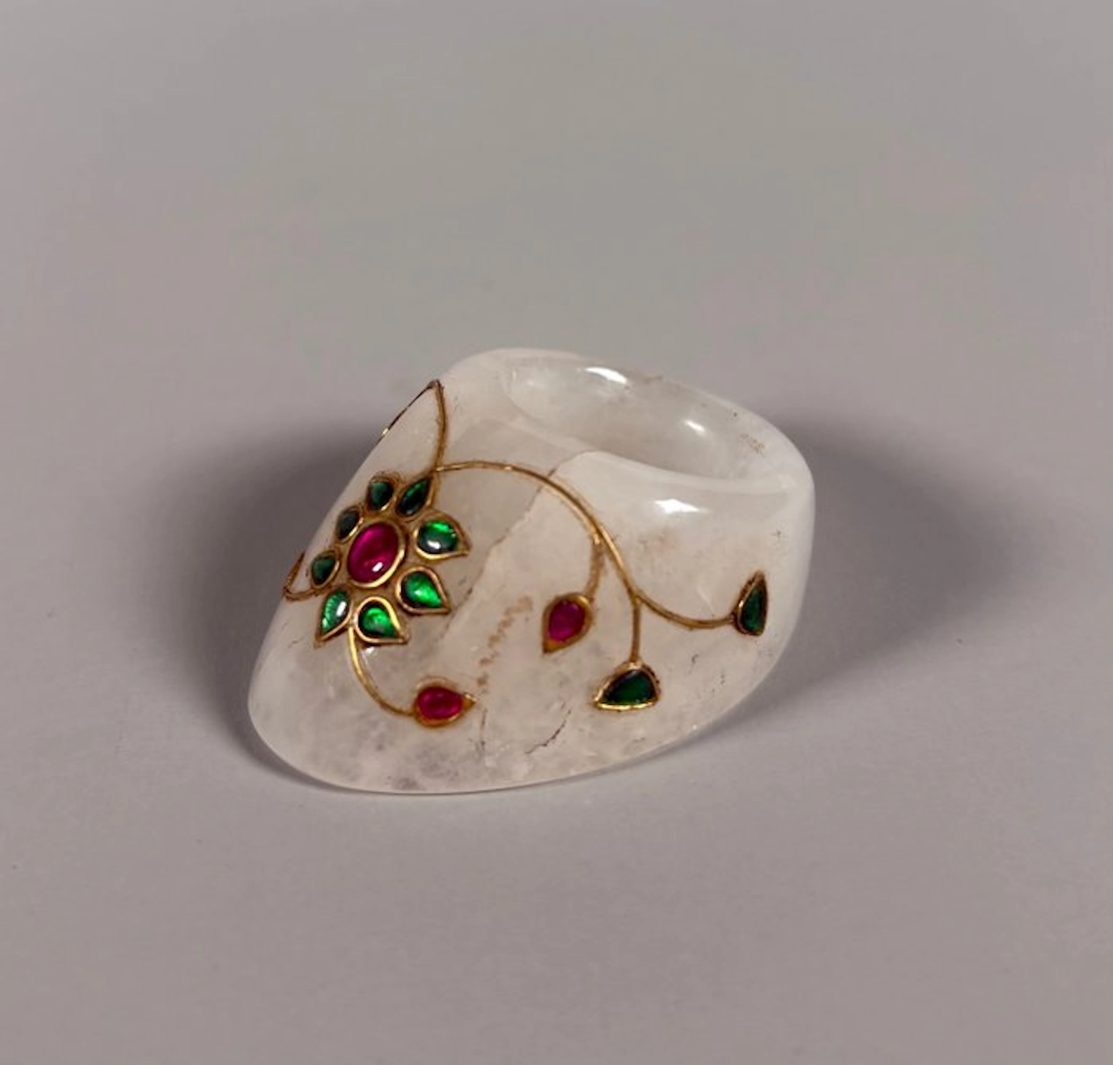 Sculpture, bague d'archer en jade - 1.5 cm - jade