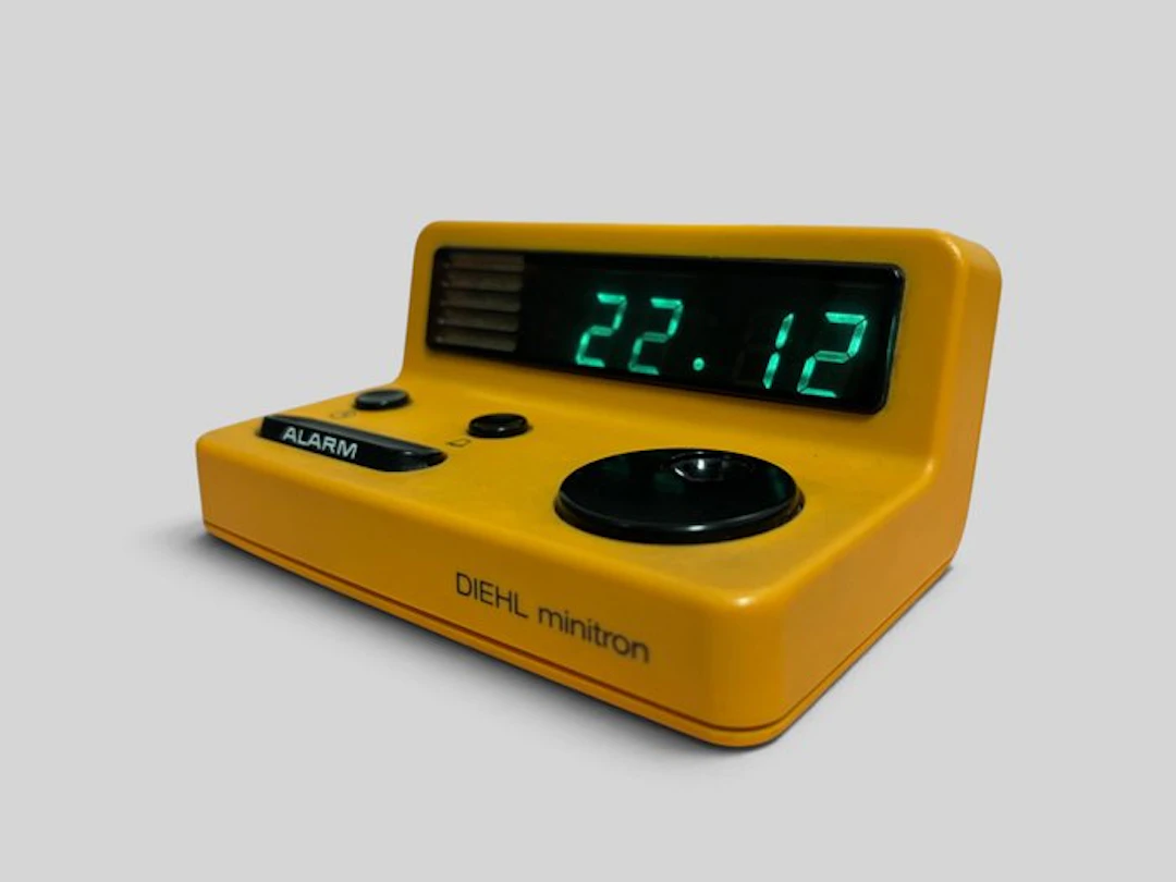 Alarm clock - Diehl Minitron Elektron – 1979 iF Design...