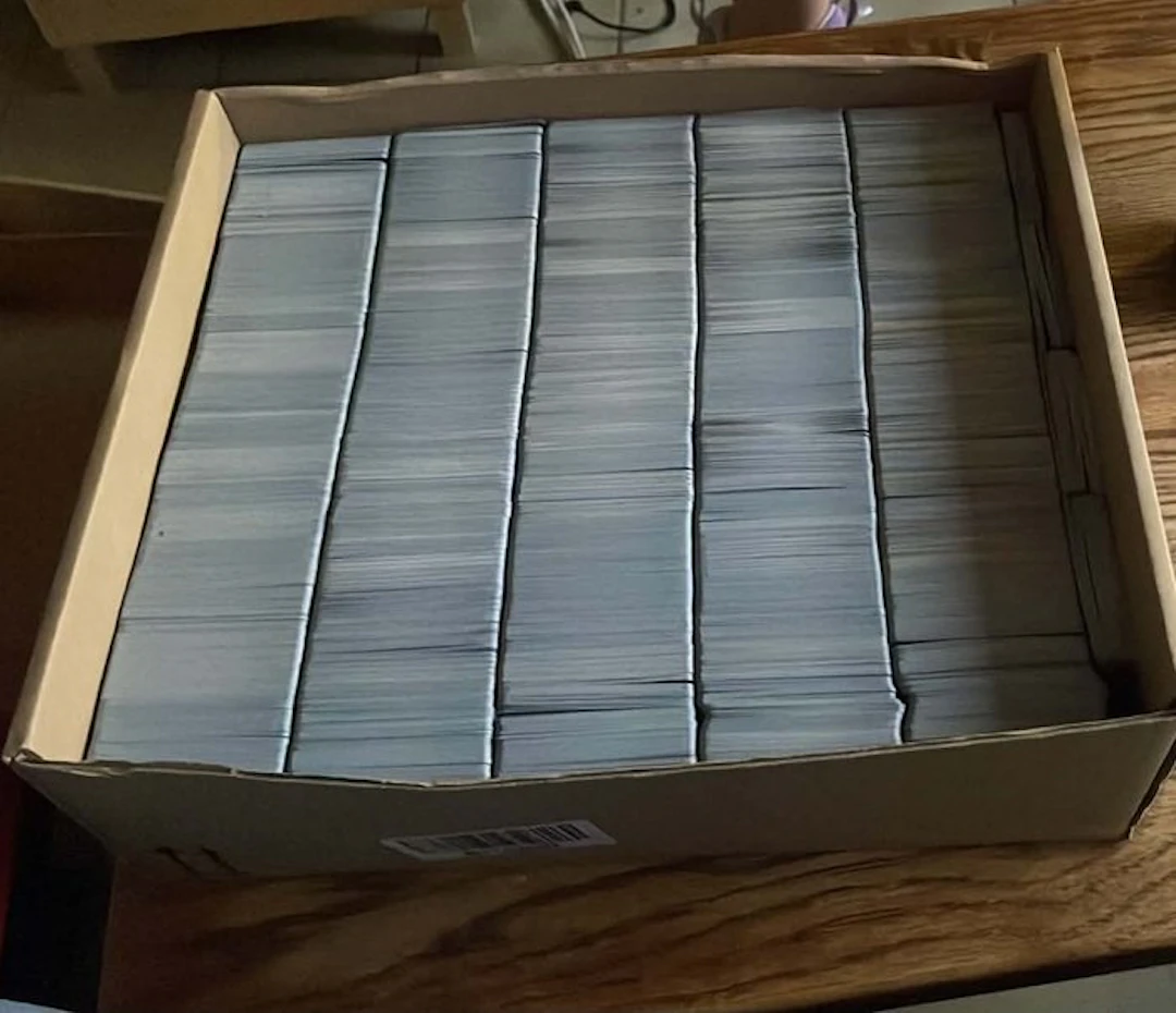 Pokémon - 2000 Bulk cards - Various sets