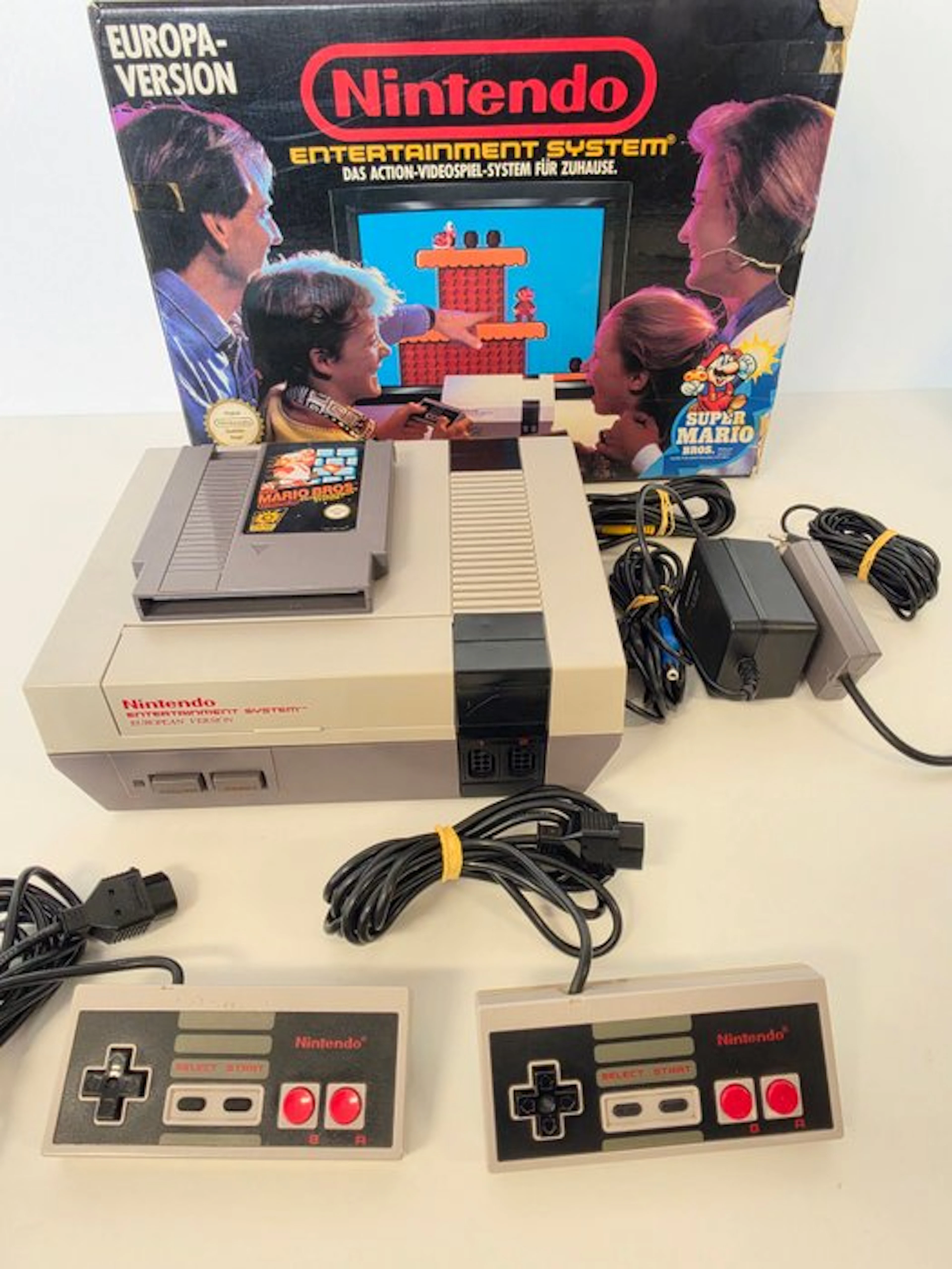 Nintendo - Nes - Nintendo NES Mario Bros Set Boxed...