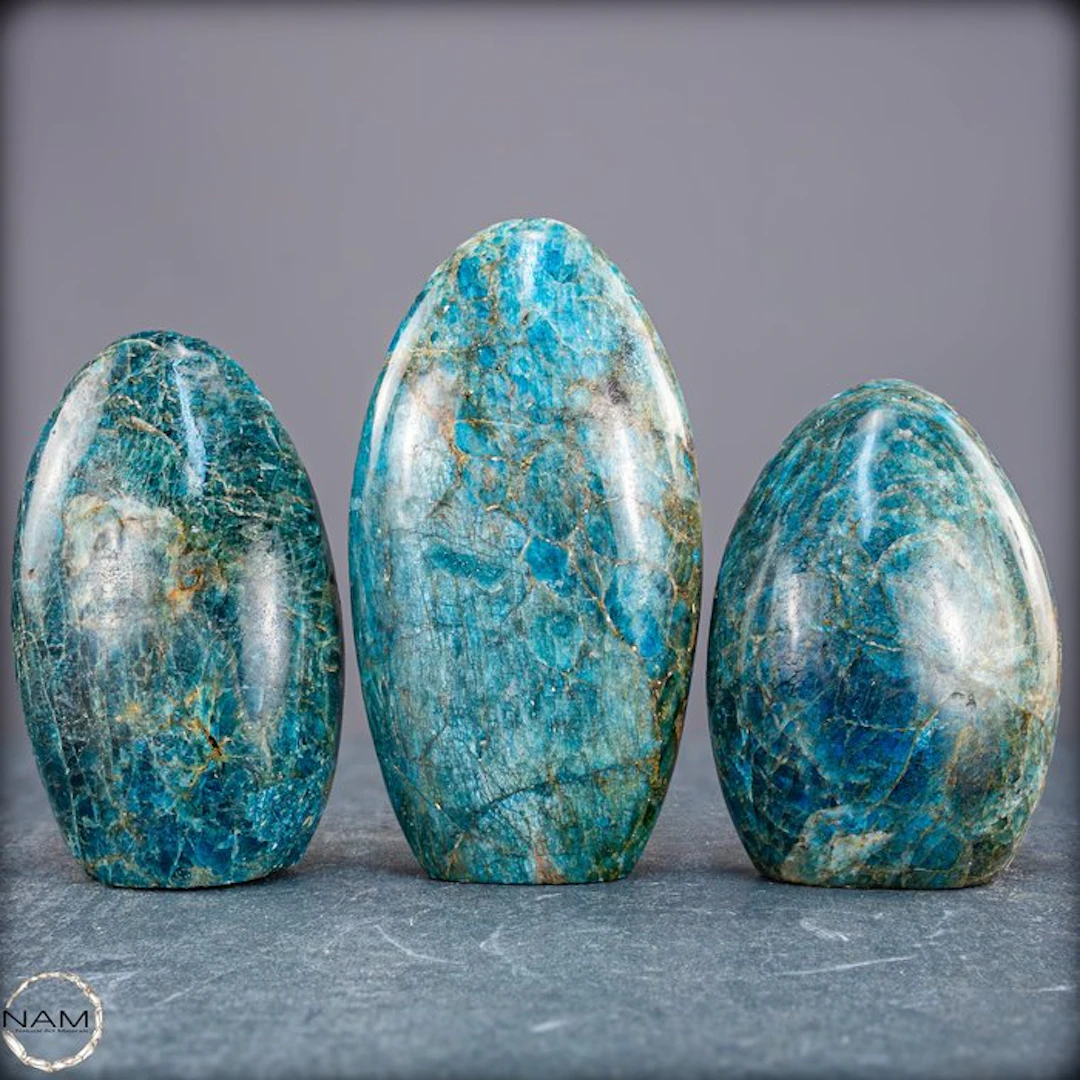 Apatite Freeform Lot – Bright blue hues in natural diversity- 2004.05 g - (3)