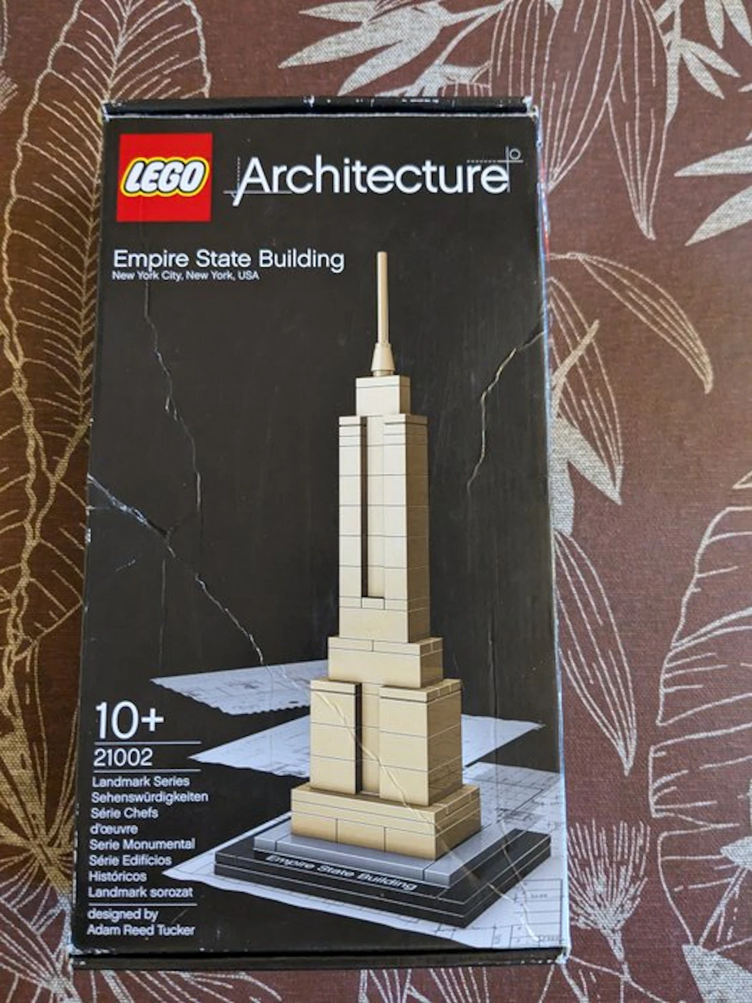 LEGO Set - 21002 - Architecture - Empire State Building