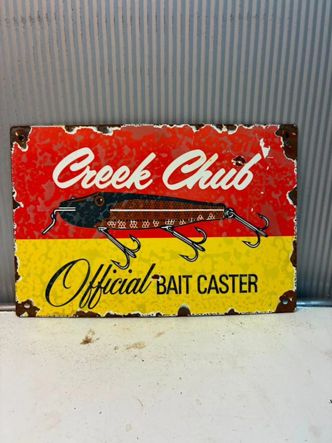 Creek Chub ‘Official Bait Caster’ – emaille reclamebord...