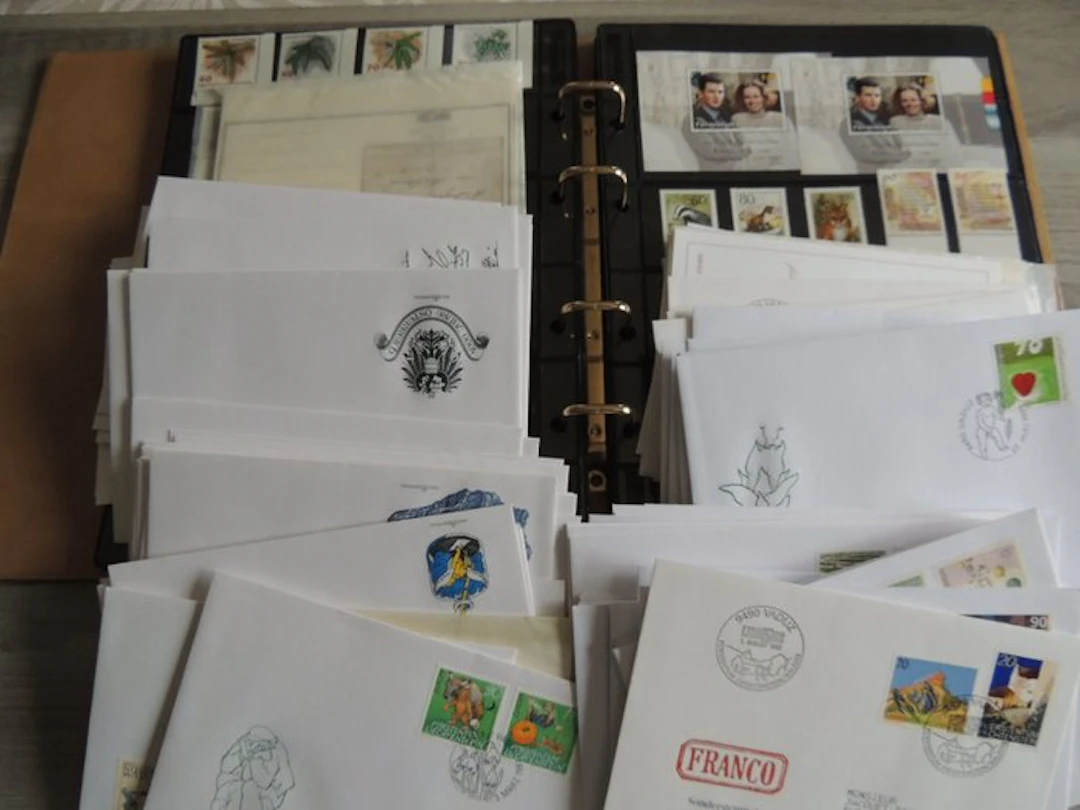 Liechtenstein - Stamp collection + 210 First Day Covers