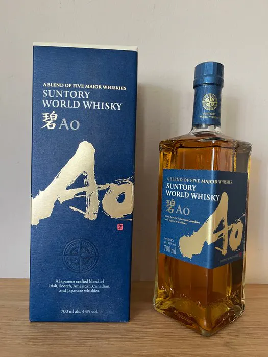 Suntory World Whisky AO - 700ml