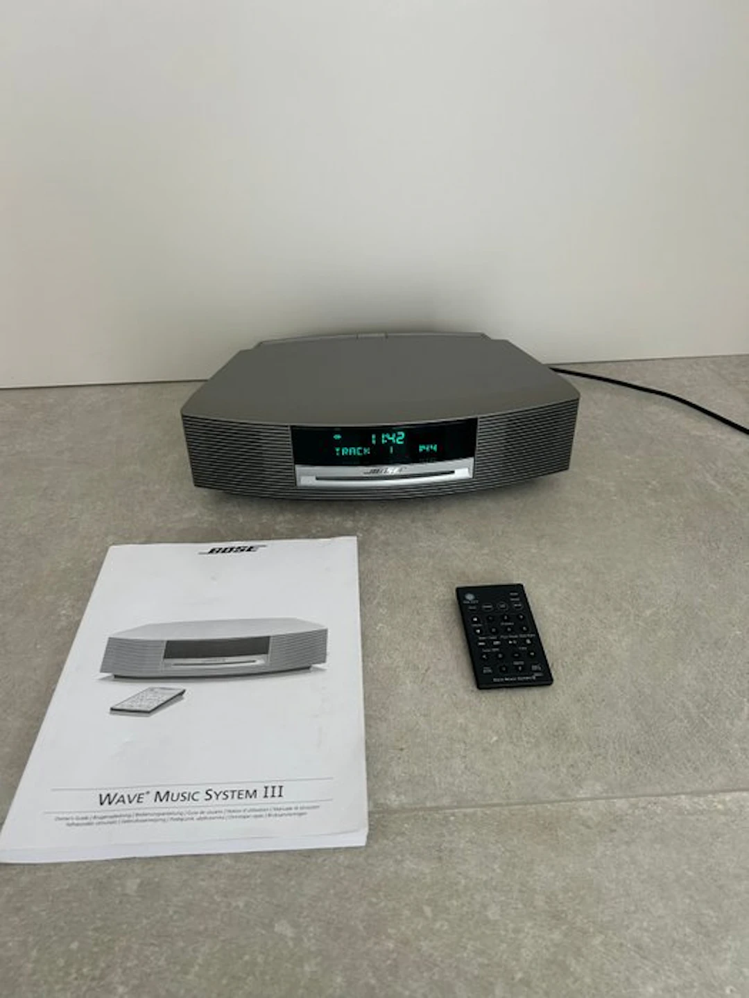 Bose - Wave® music system III All-in-One Compact Stereo set