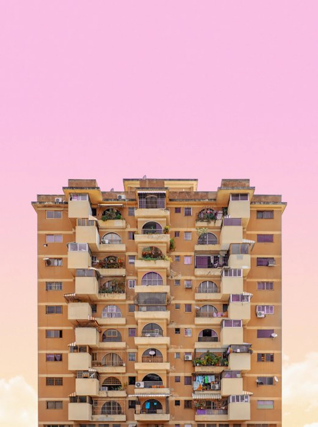 Téber - Urban Cubes · No Reserve