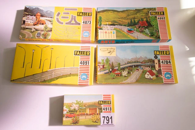 Faller H0 - 4073/4062/4784/4913/4091 - Model train vehicles (5)