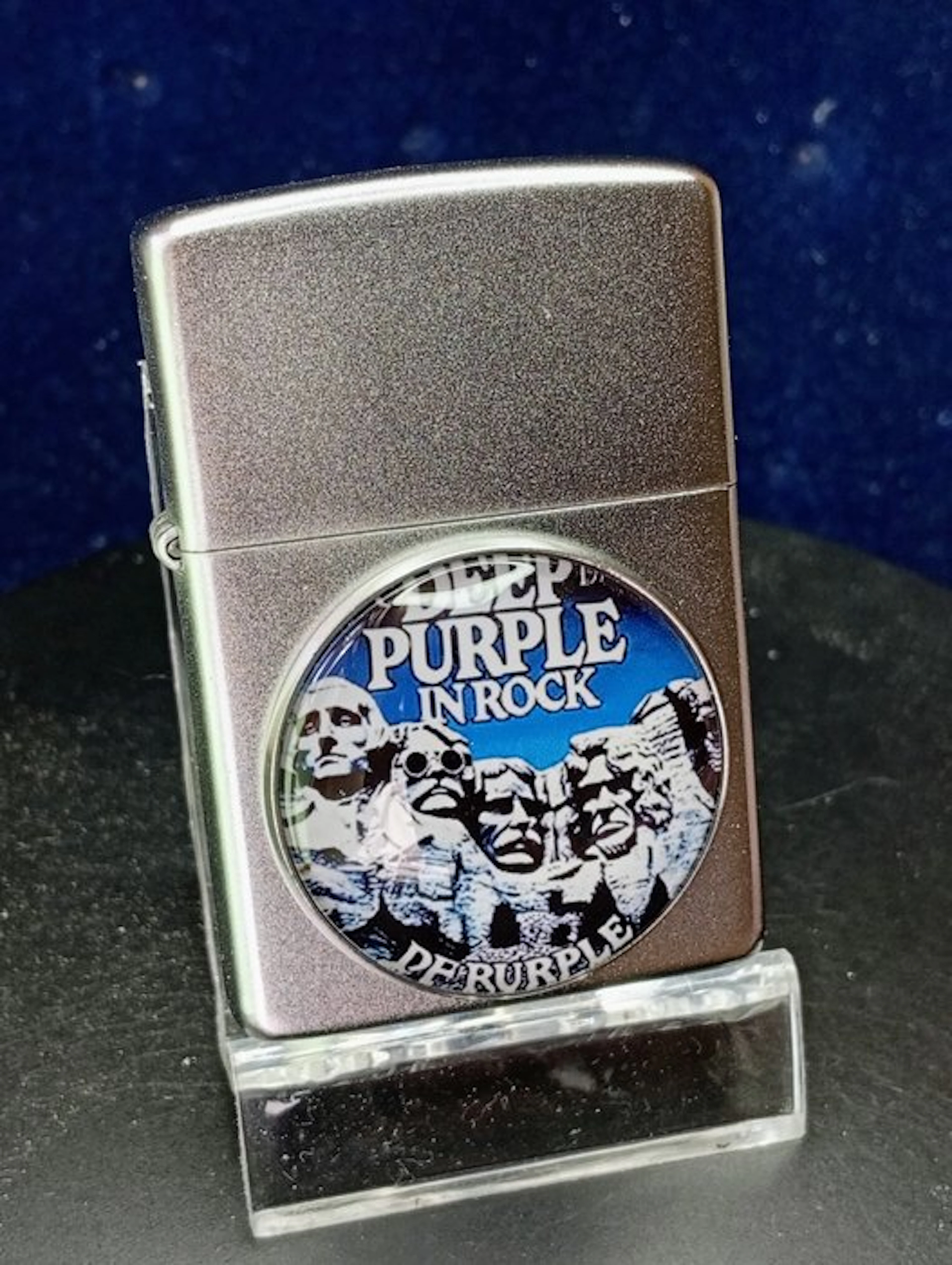 Zippo White Frost - Old School - No reserve price - Pocket lighter - Brass