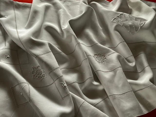 Early XXth C. linen bed linen with R.C. initials - Textile - 3.2 cm - 2.4 cm