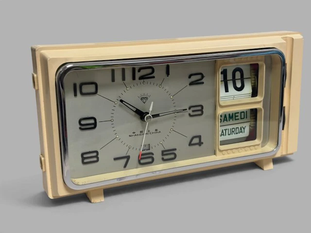 Flip clock