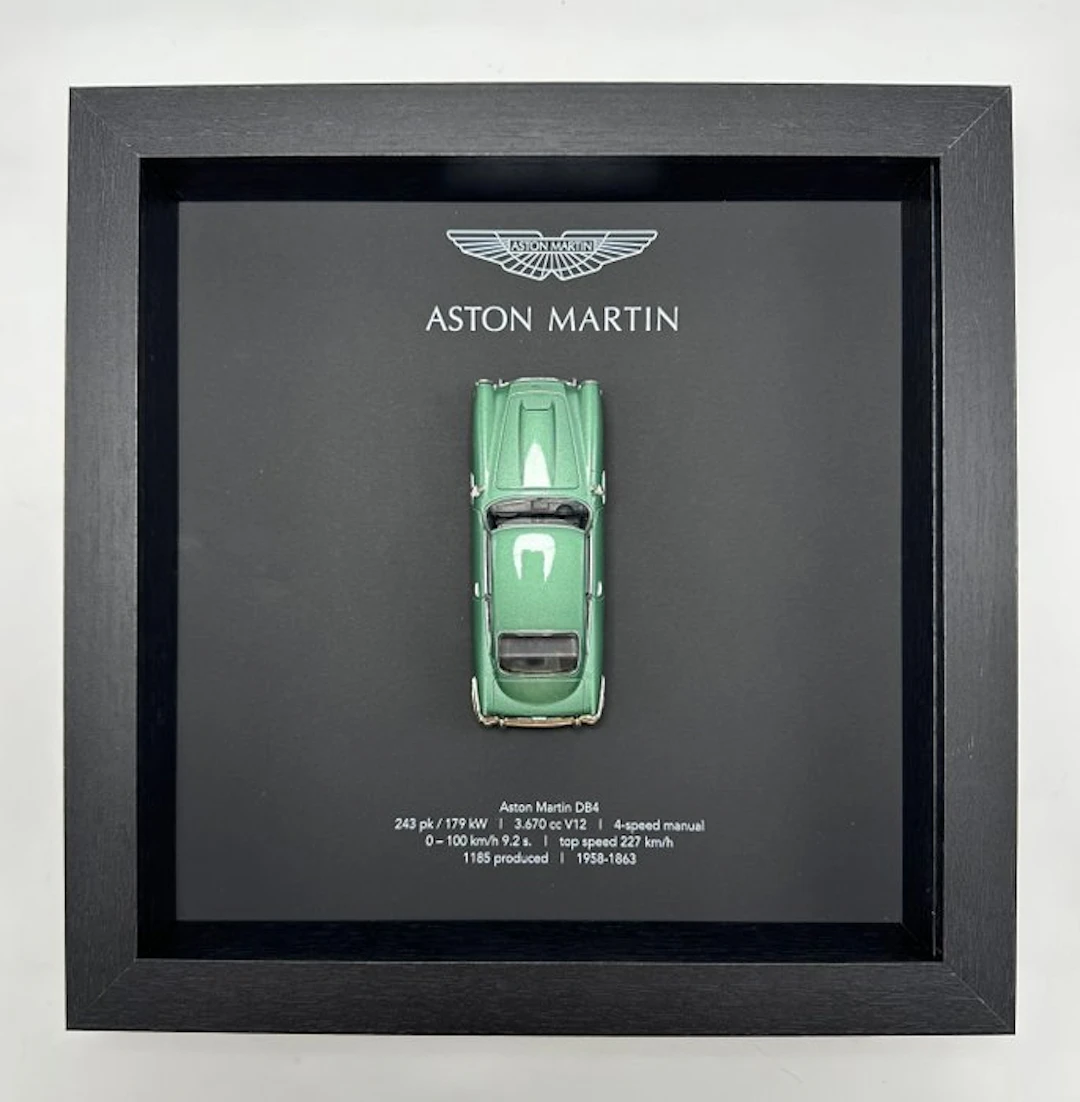 Artwork - Aston Martin - Aston Martin DB4