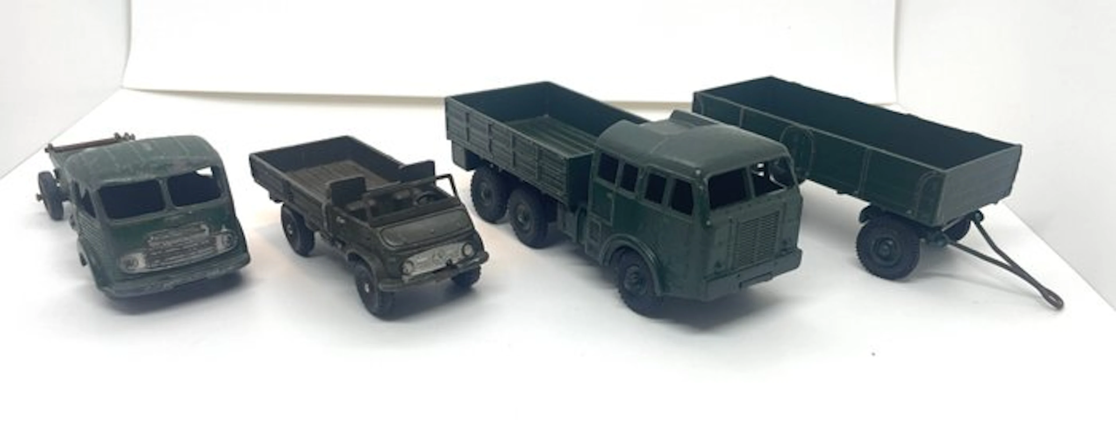 Dinky Toys 1:43 - Model military vehicle (4) - Dinky Toys leger voertuigen