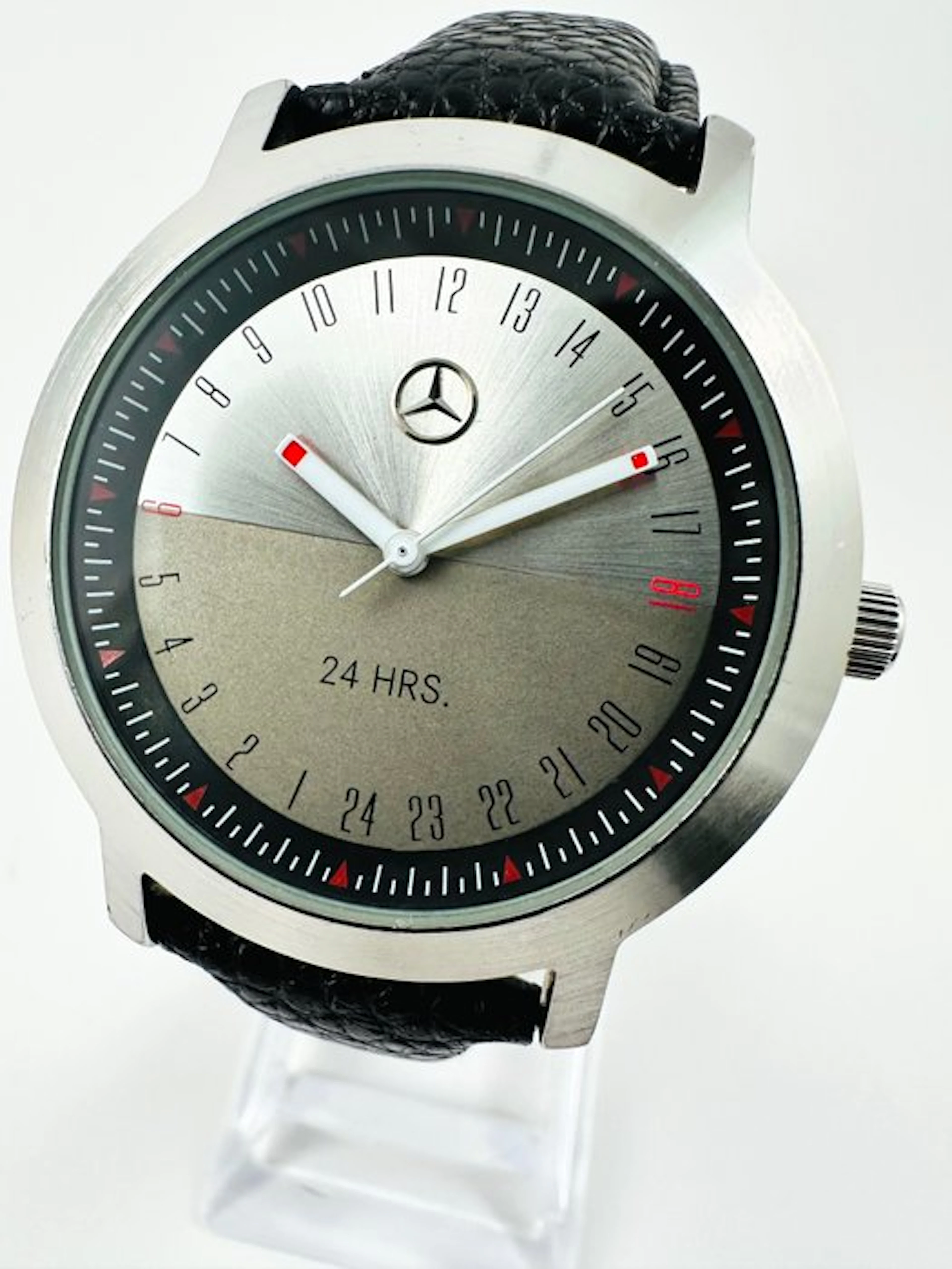 Watch - Mercedes-Benz - Mercedes 24 Hour Military Time