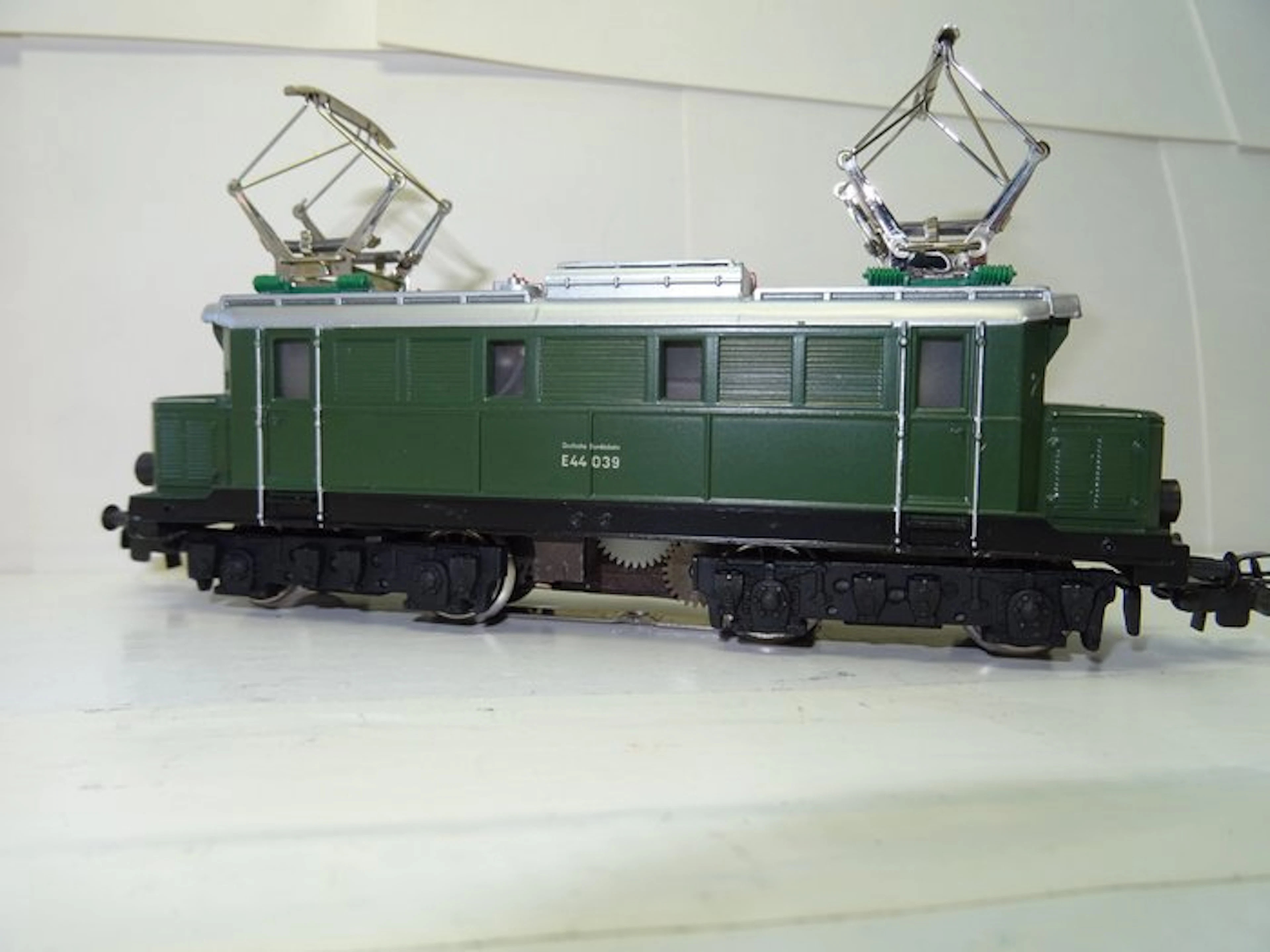 Märklin H0 - 3008 - Electric locomotive (1) - E 44 039 - DB