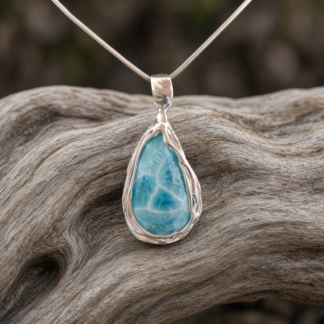 Natural larimar