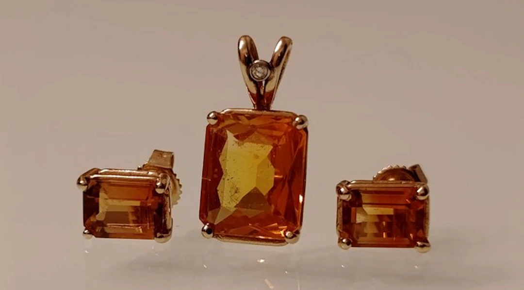 3 piece jewellery set - 14 kt. Yellow gold - 5.52ct. tw. Sapphire - Citrine