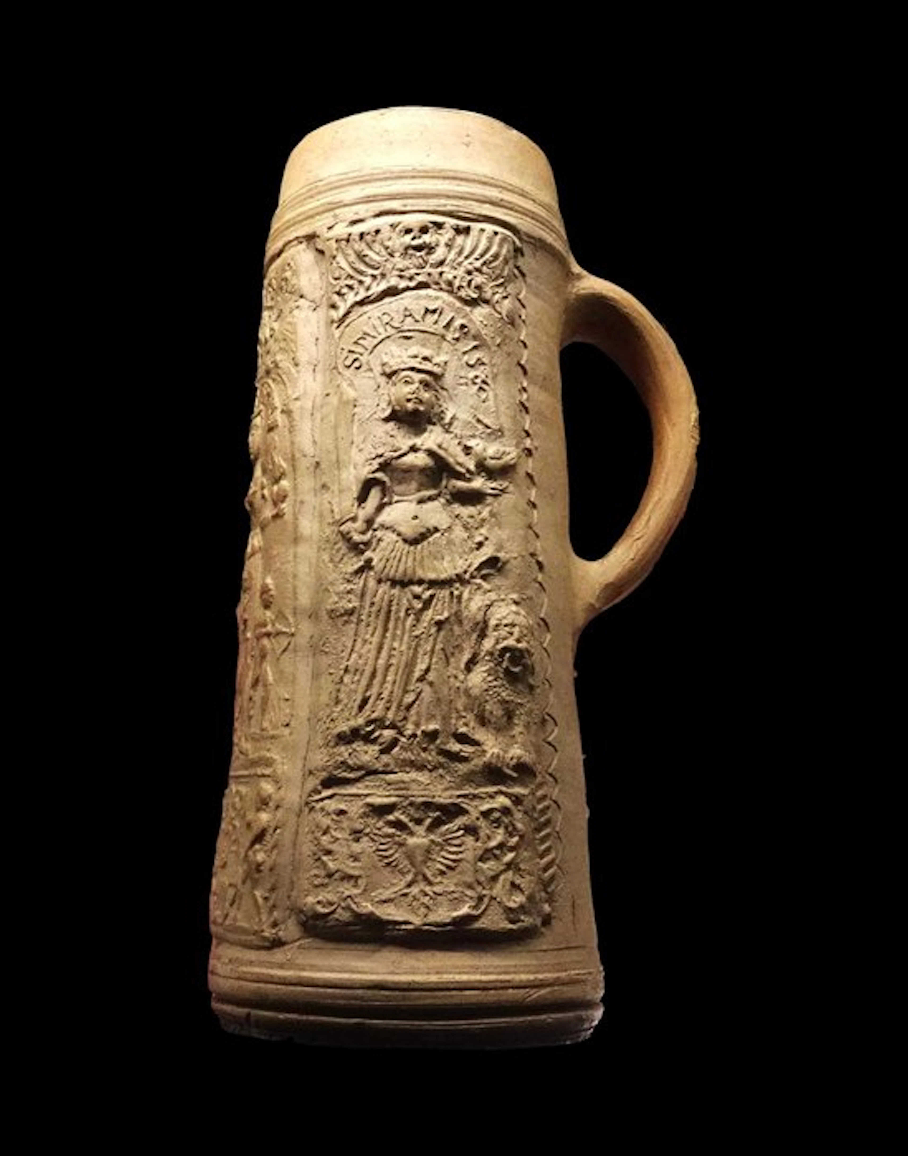 Medieval Stoneware - Very rare tankard richly decorated...