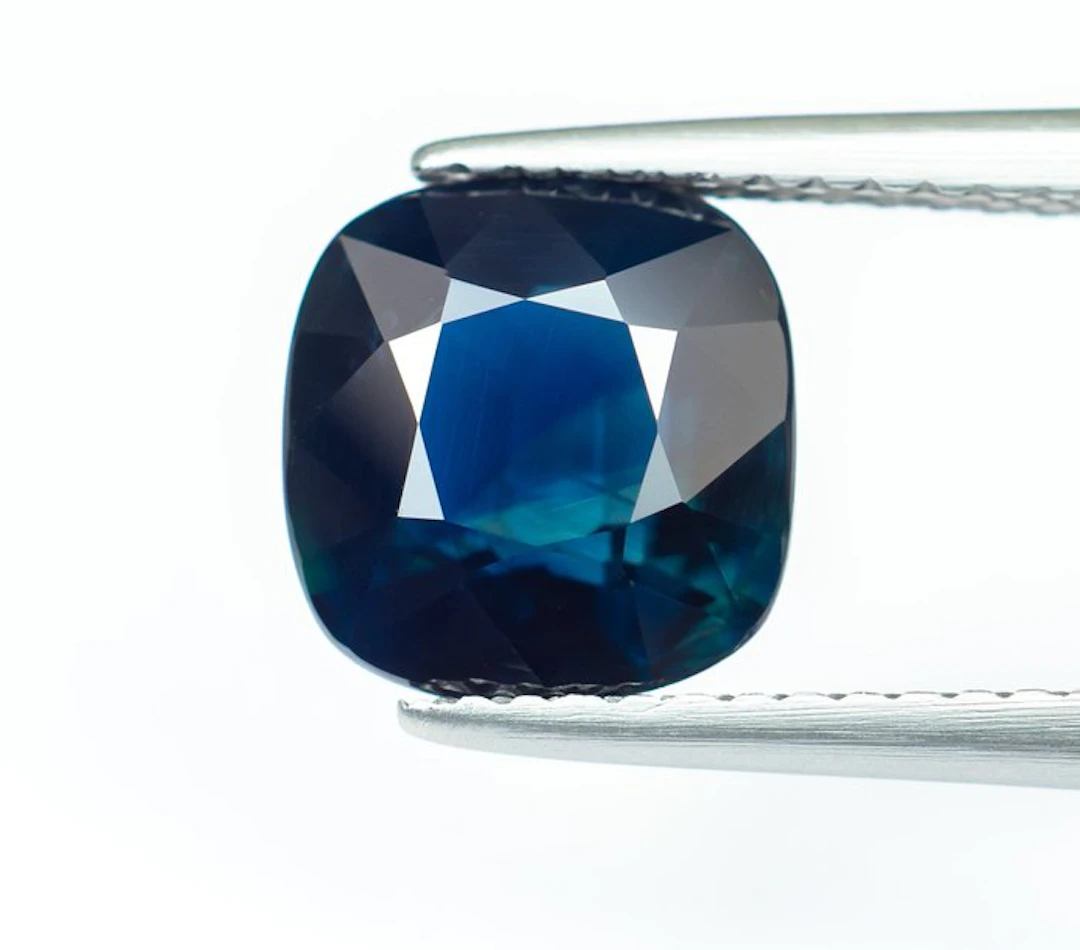 No reserve price Sapphire - 3.14 ct - Bellerophon Gemlab - Deep Greenish Blue