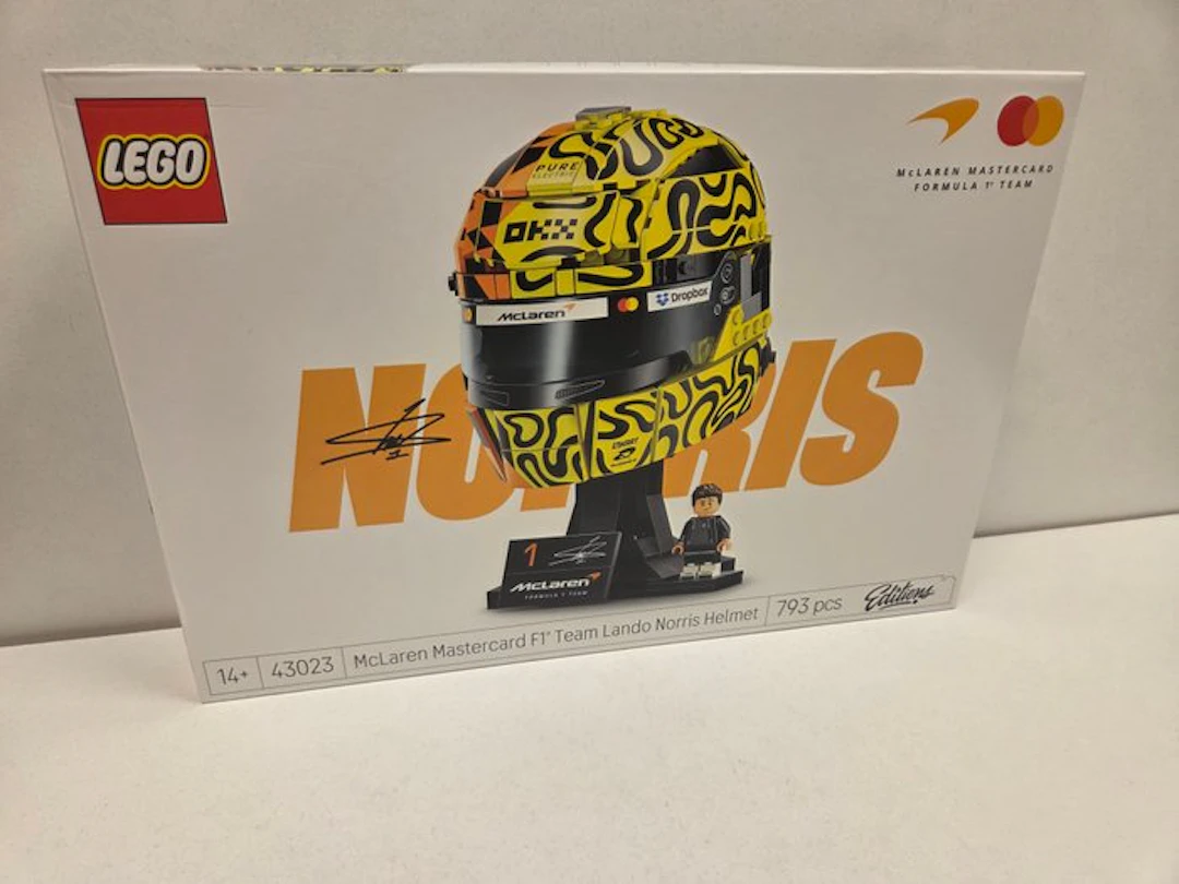 LEGO Set - 43023 - Icons - McLaren Mastercard F1 Team Lando Norris Helmet