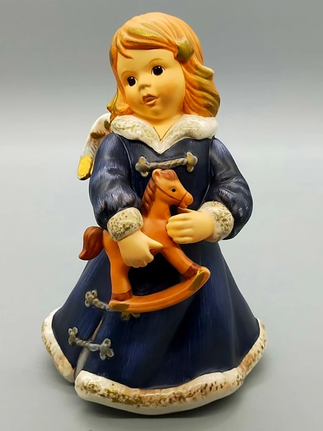 Goebel - Engel – Handbemalte Porzellanfigur mit...