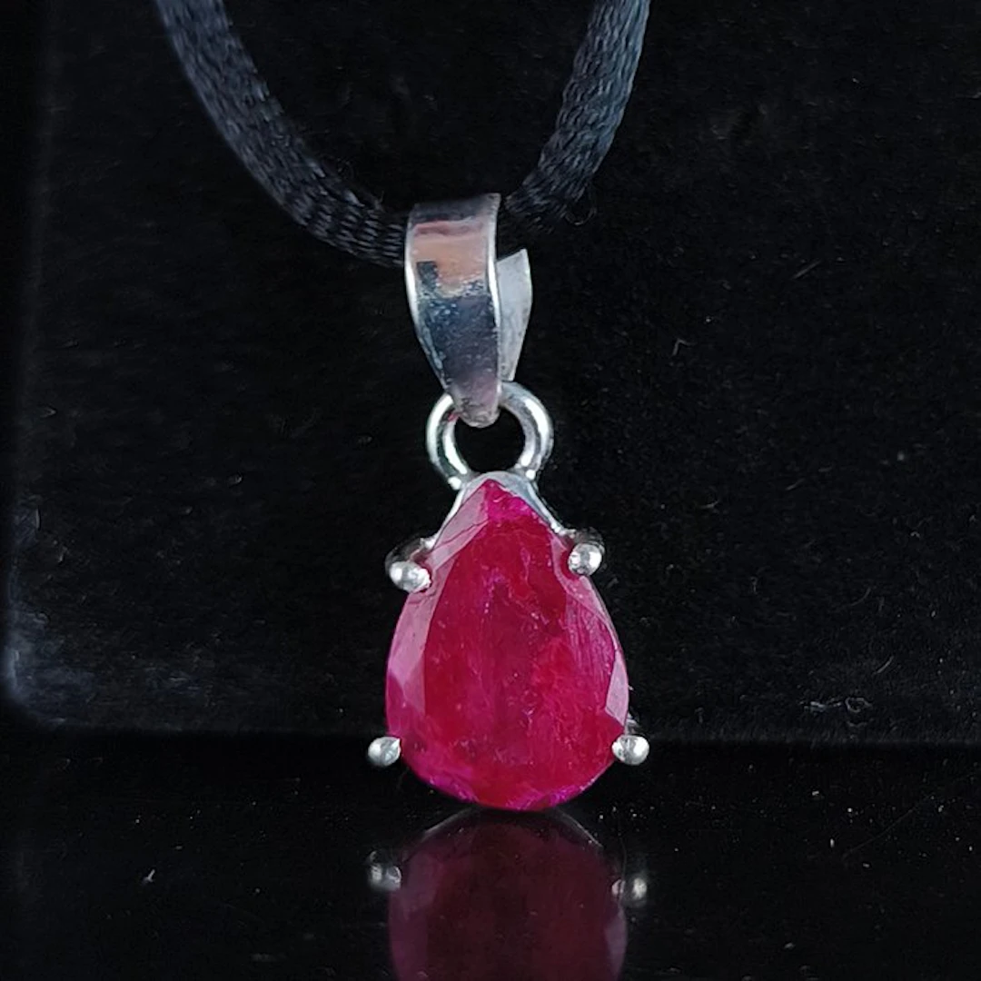 Ruby Jewellery- 2.94 g