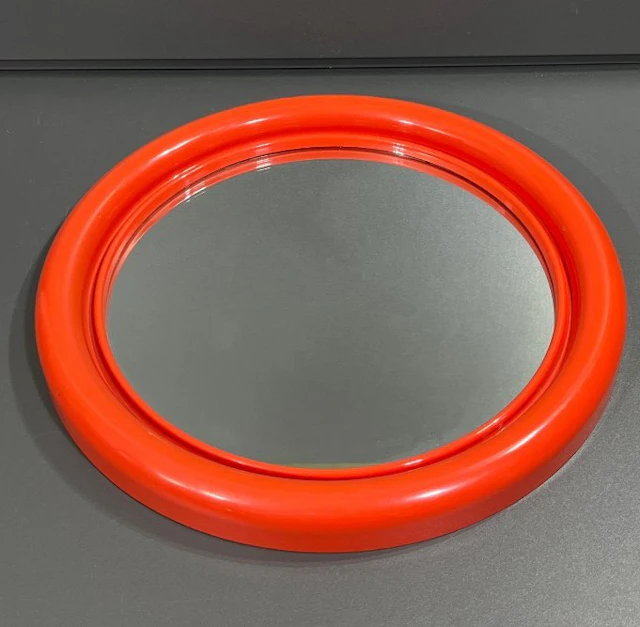 Wall mirror - Plastic