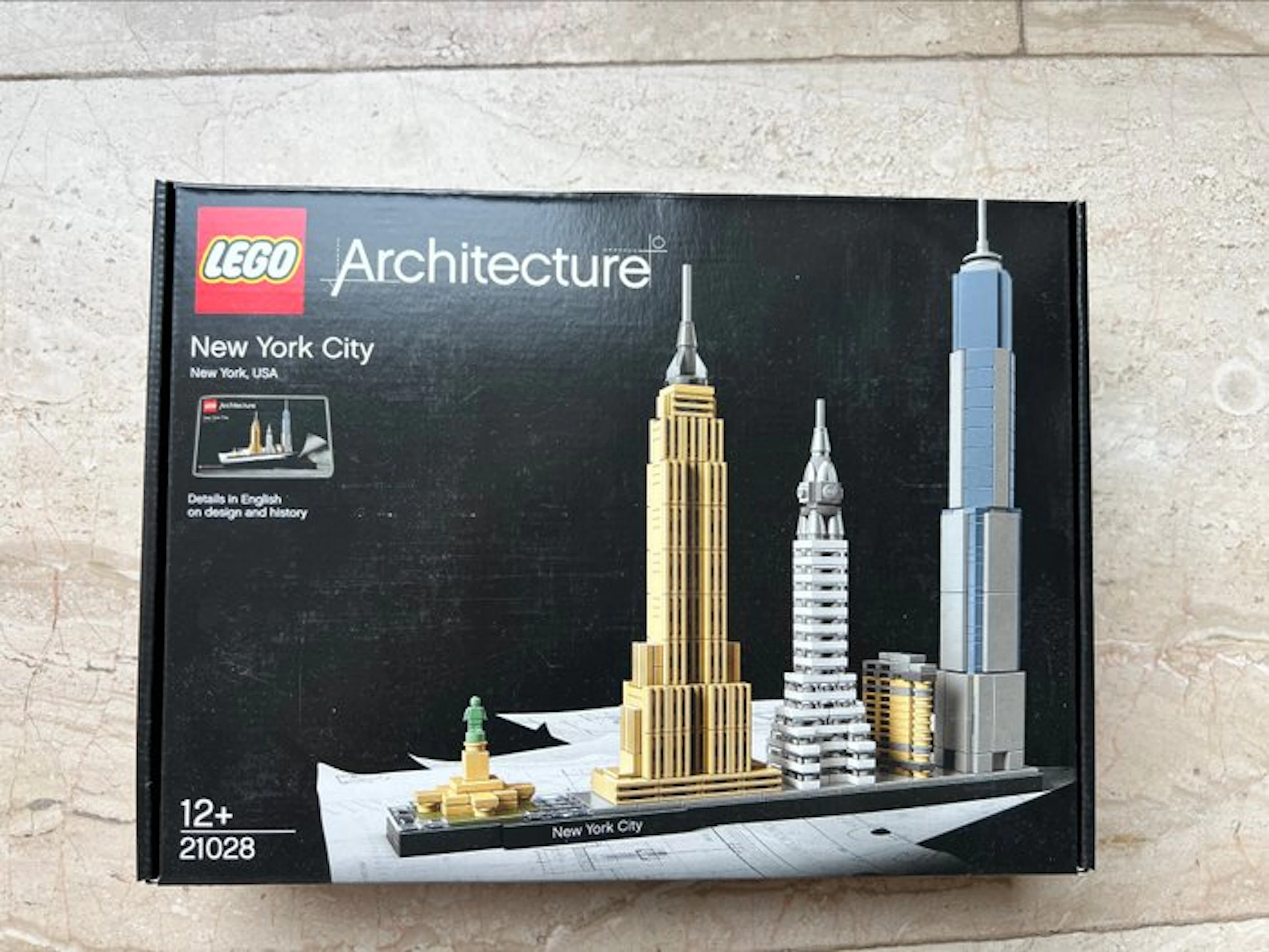 LEGO Set - 21028 - Architecture - New York City