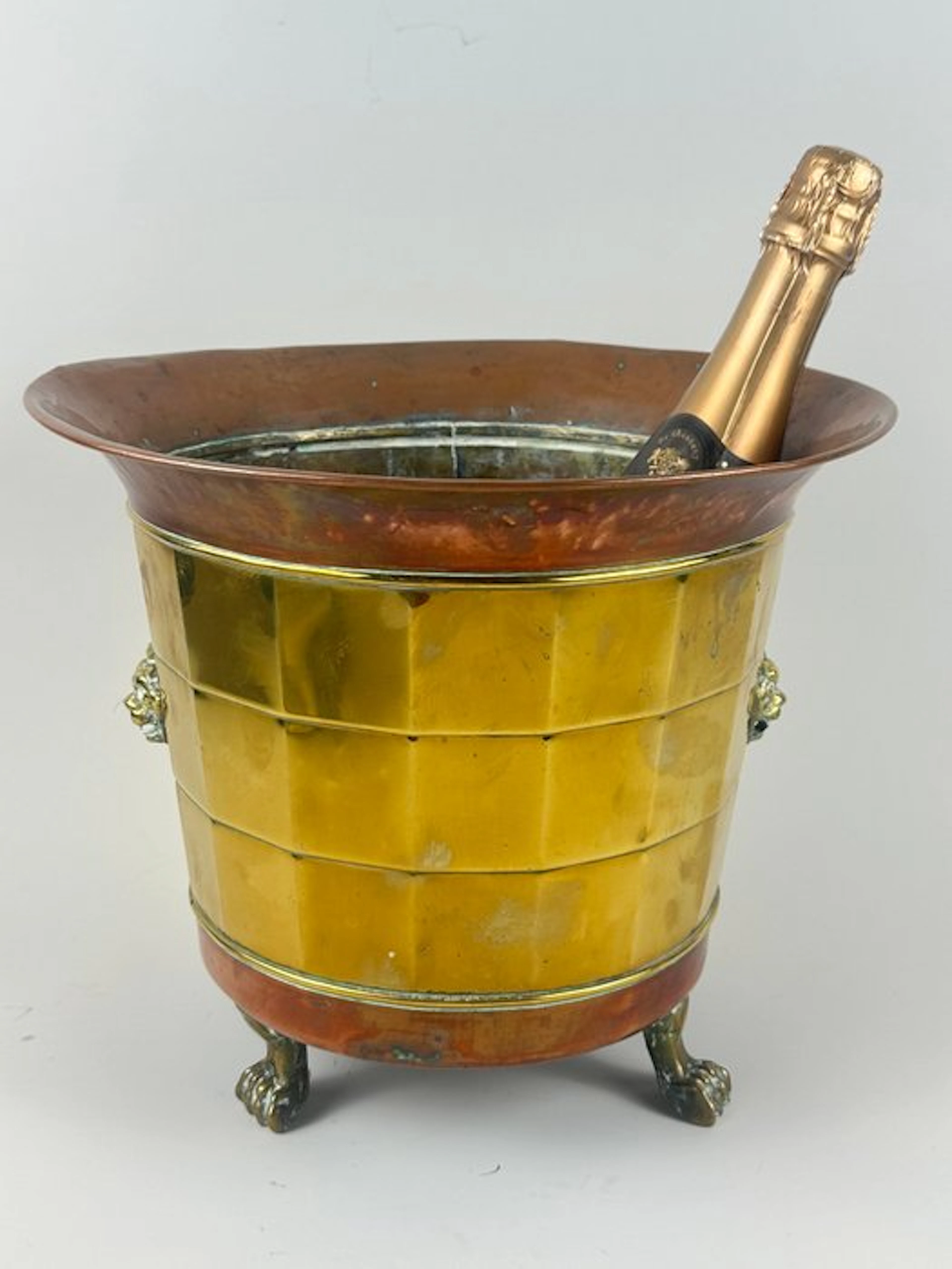 Jardinière - Brass, Copper - An antique jardiniere