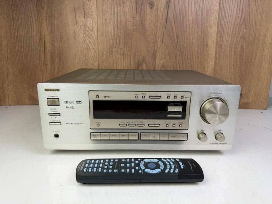 Onkyo - TX-DS575 Solid state multi-channel receiver