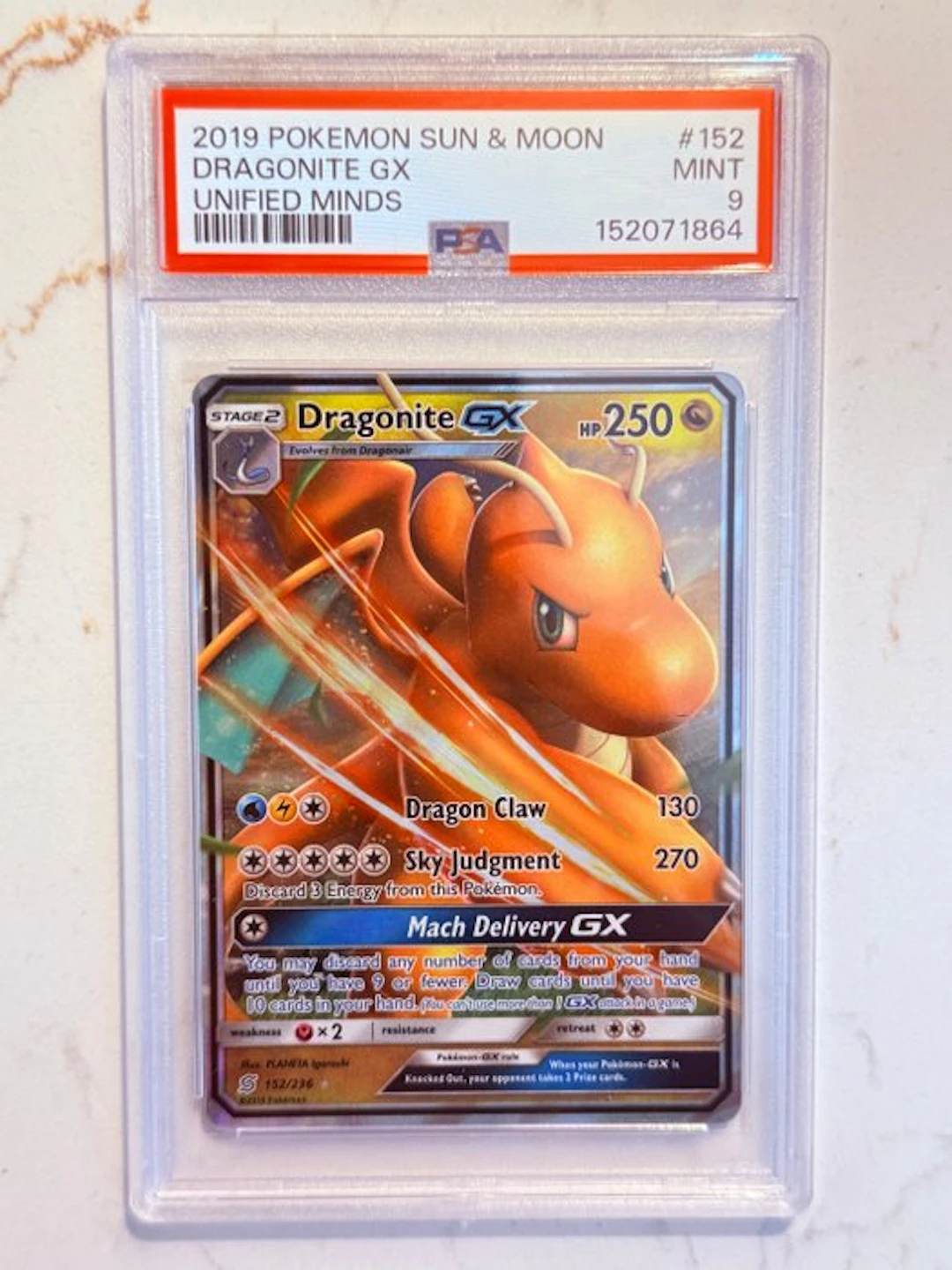 Pokémon - 1 Graded card - Dragonite 152/236 Full art