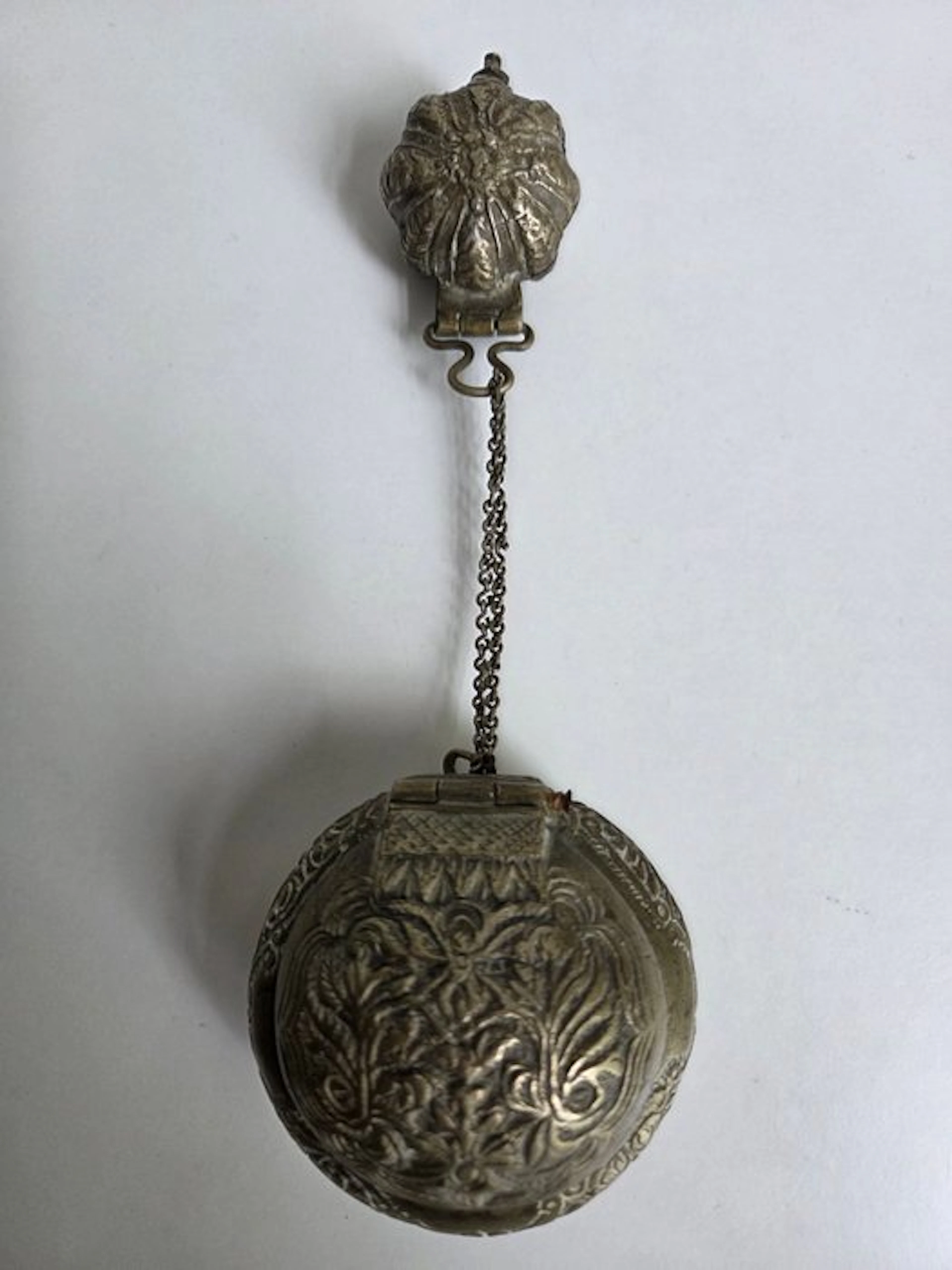 Antique heavy betel box with lime box, Sumatra - Early 20th century