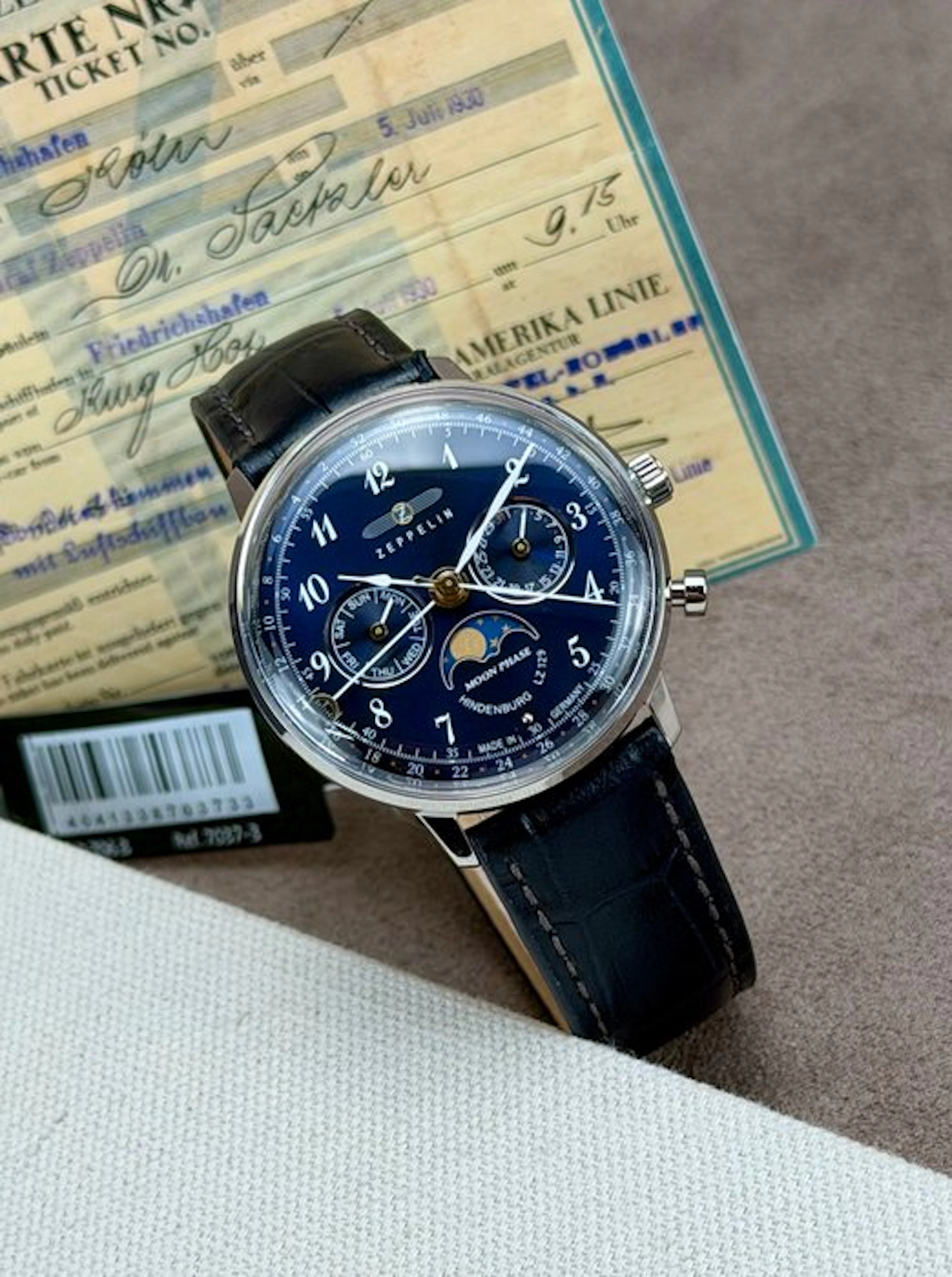 Zeppelin - Moonphase - triple Date - 7037-3 - Unisex - 2020-2025