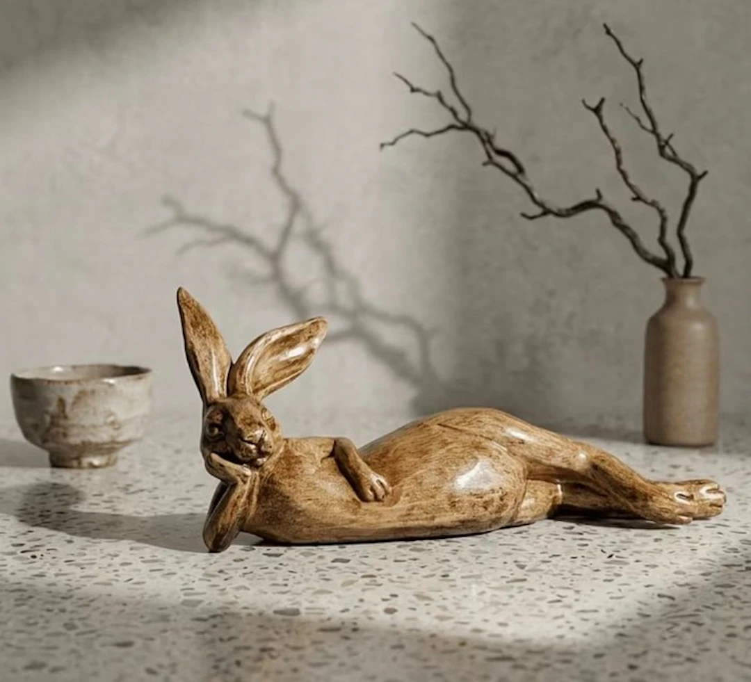 Figure - Reclining rabbit sculpture - Wood, Resin