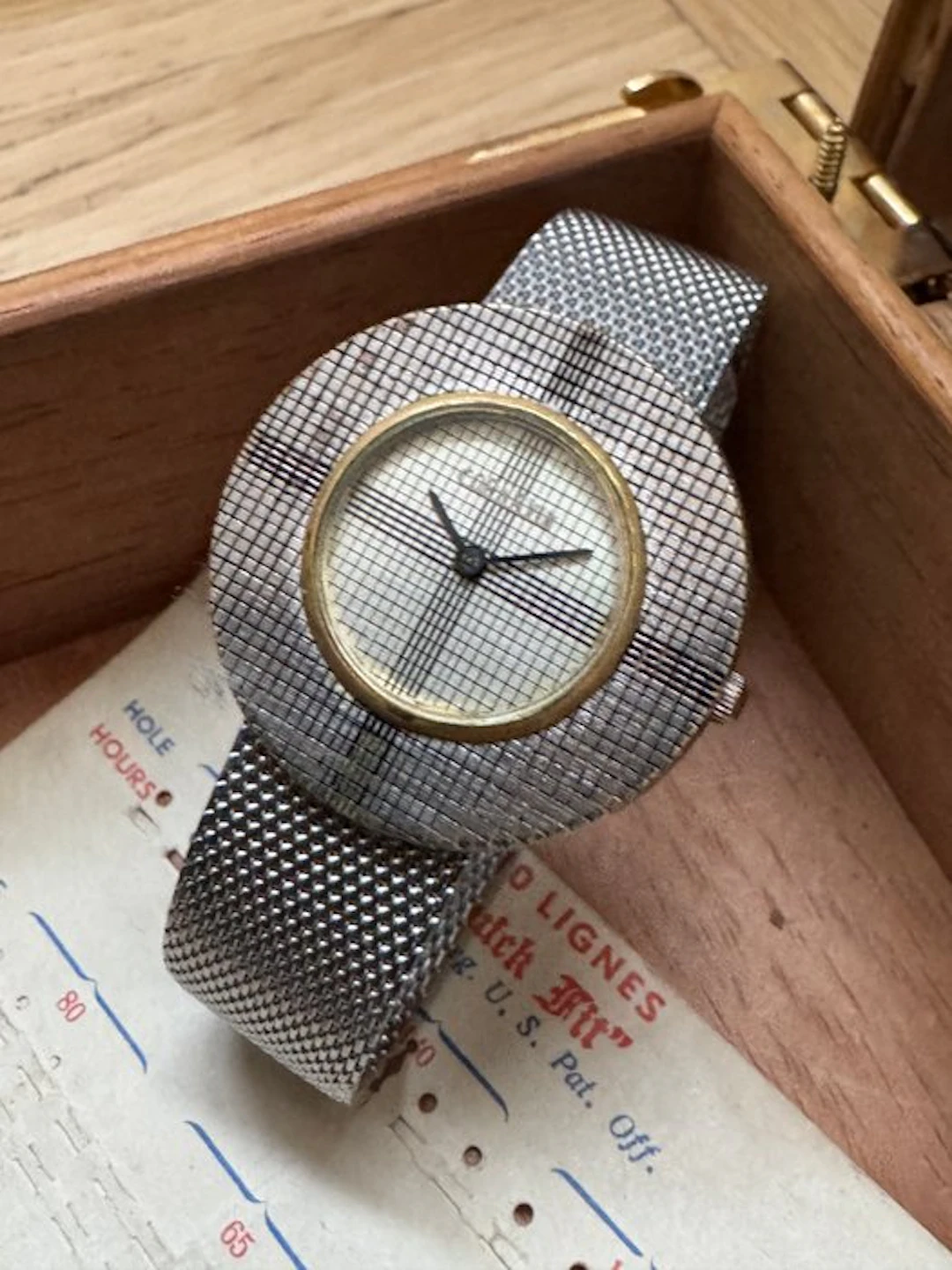 Cornavin - Pentaflex disco volante Chariot - spacewatch...