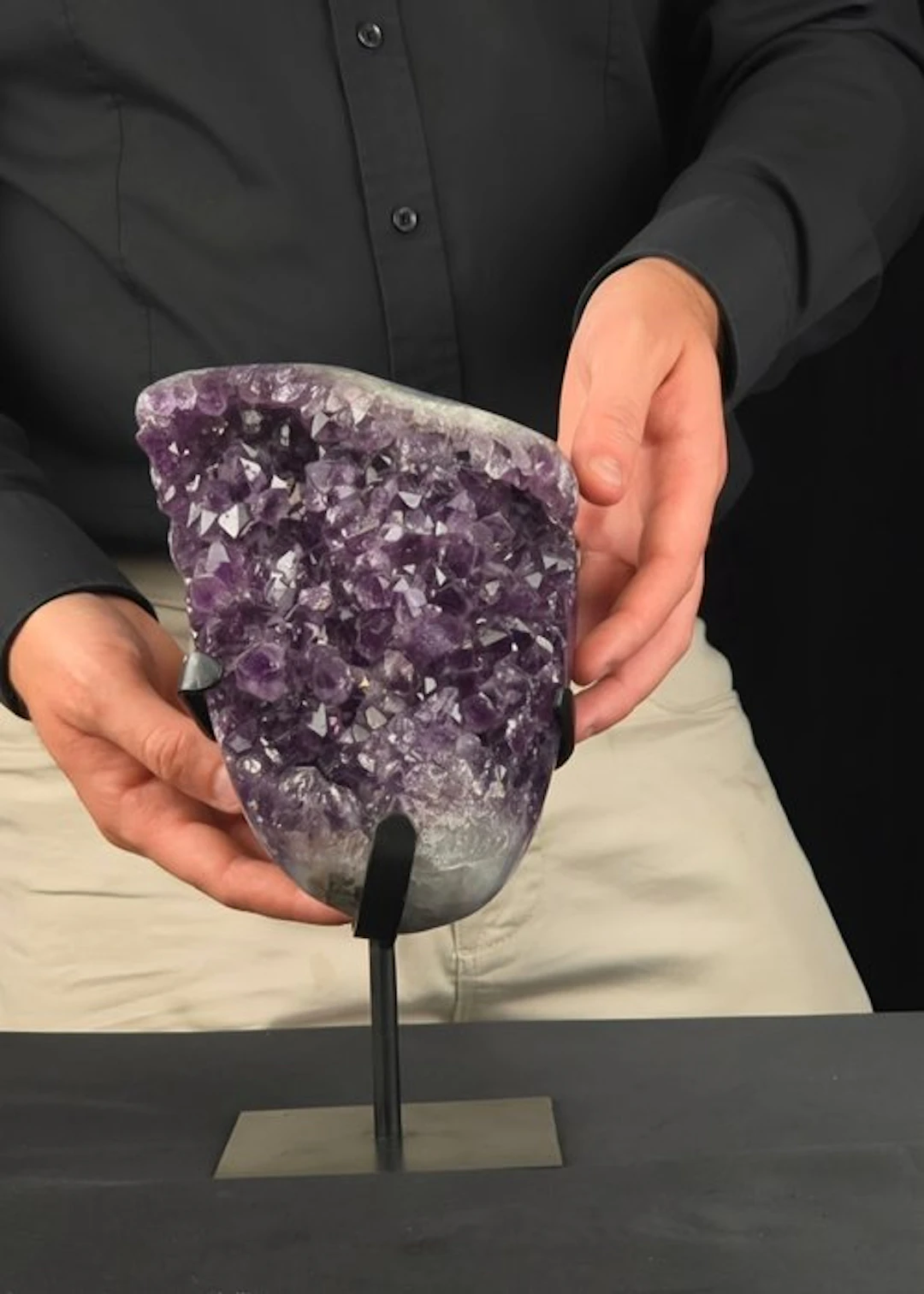 Amethyst Crystal cluster - Height: 15 cm- 2.6 kg - (1)
