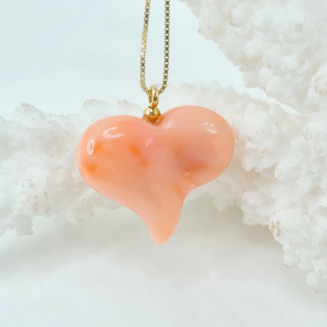Coral - Silver, Gold-plated - Necklace with pendant - Pink Coral Heart