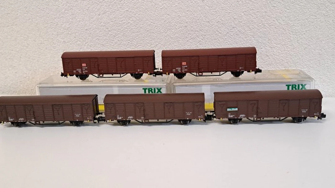 Minitrix N - 15227 - Model train freight carriage (5) - DB