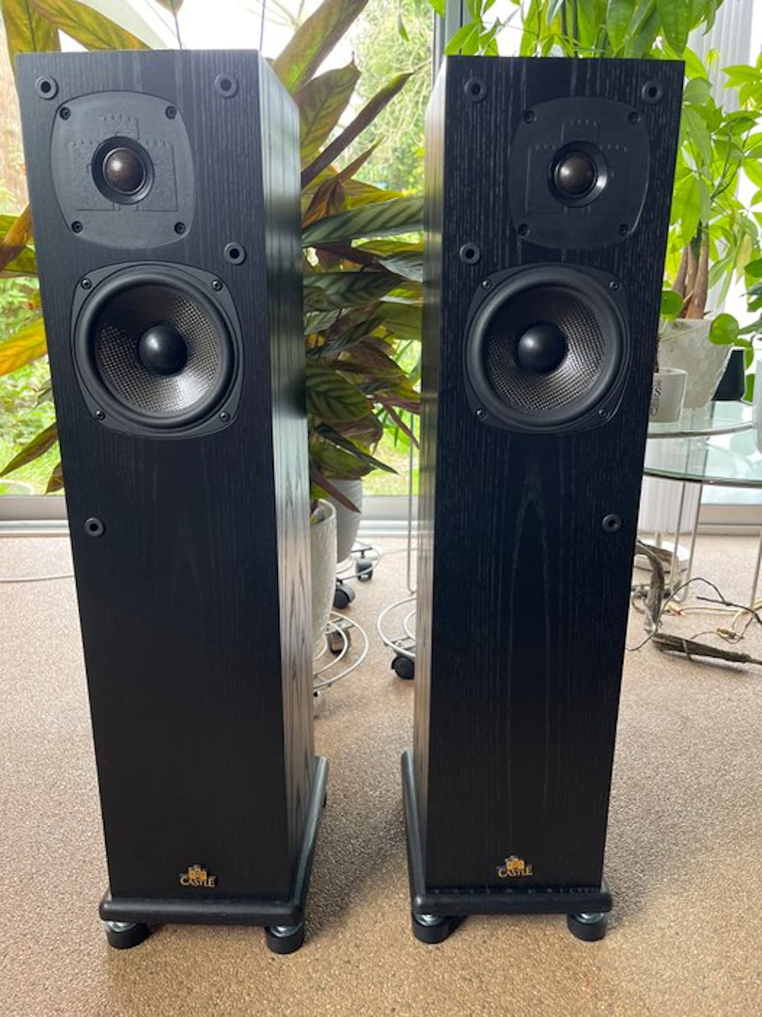 Castle - Kendal / 2-Way Compact Floorstanding Speaker set