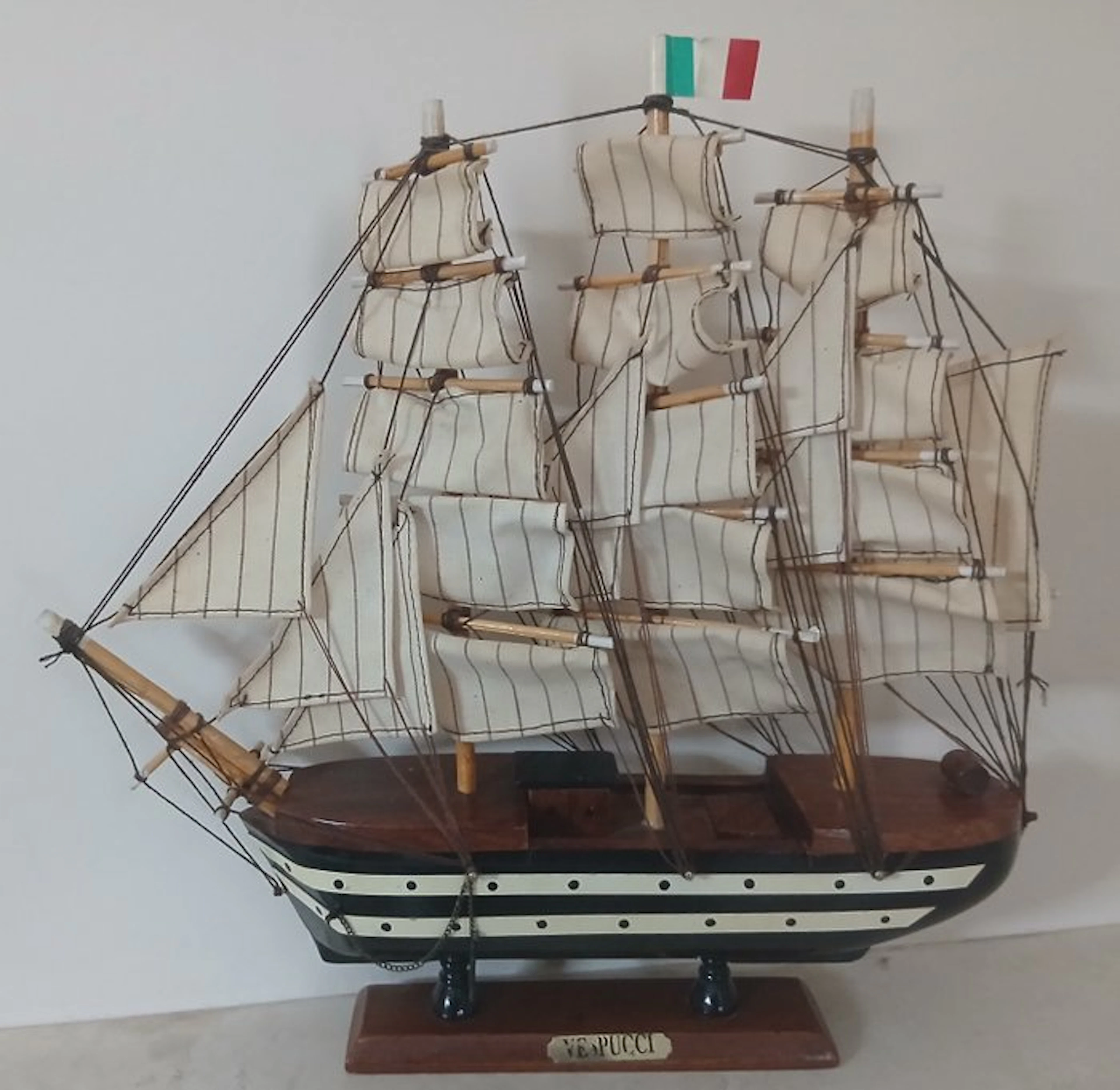 Model ship - Amerigo Vespucci/Veliero