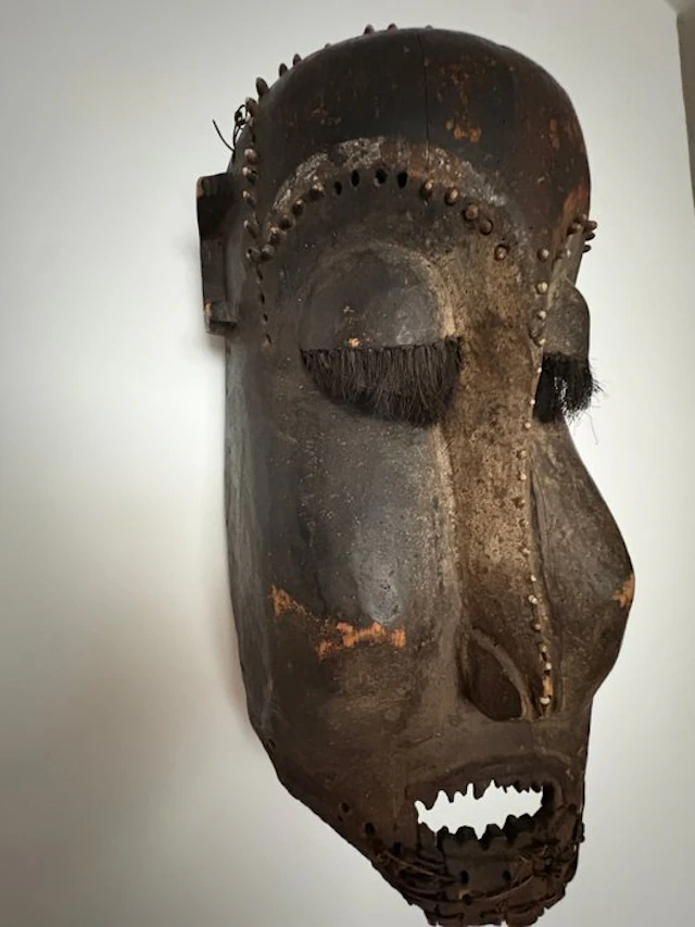 Large zoomorphic helmet mask with shell trim. - West Africa (No reserve price)