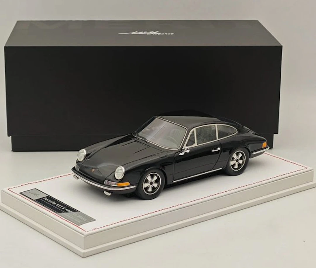 Ivy Merit 1:18 - Model car - Porsche 911S – 24H Le Mans...
