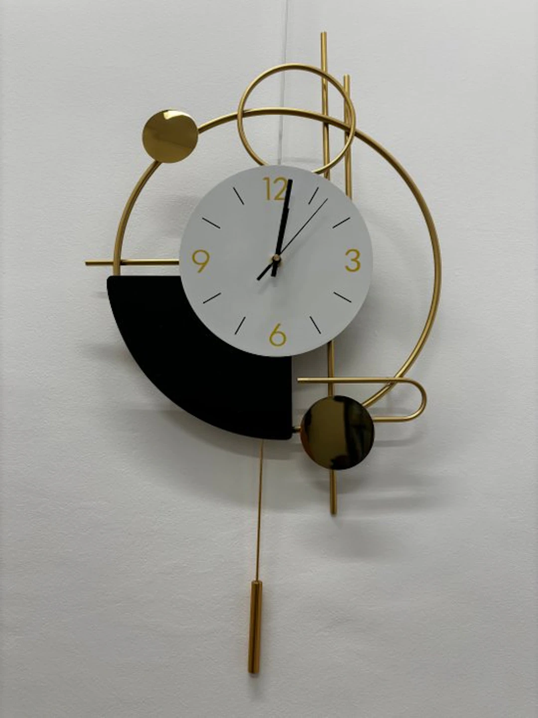 Wall clock with a pendulum - Metal - 2000-2010