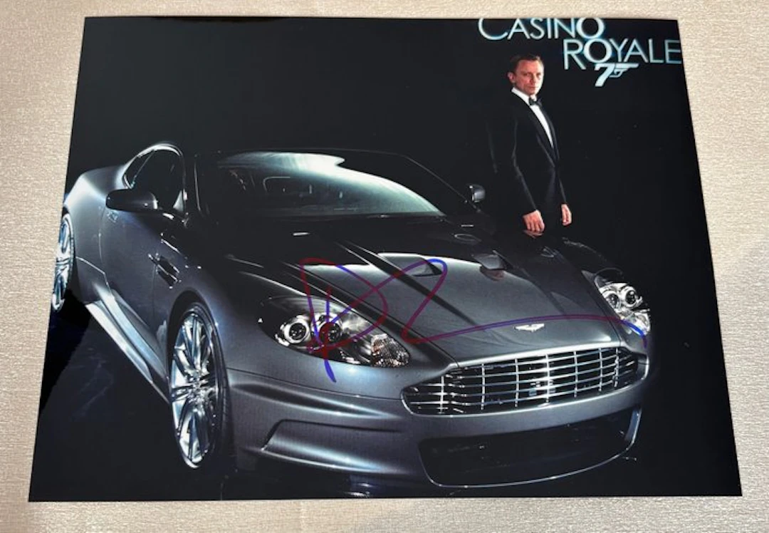 Daniel Craig - James Bond Casino Royale — Signed still by...