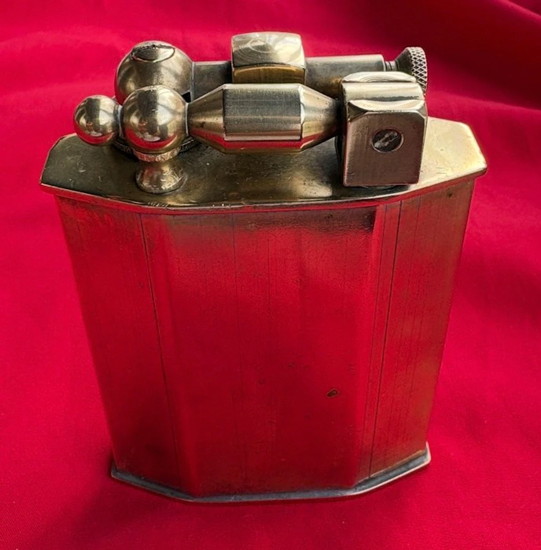 Ministerio francés - No reserve price - Lighter - Brass