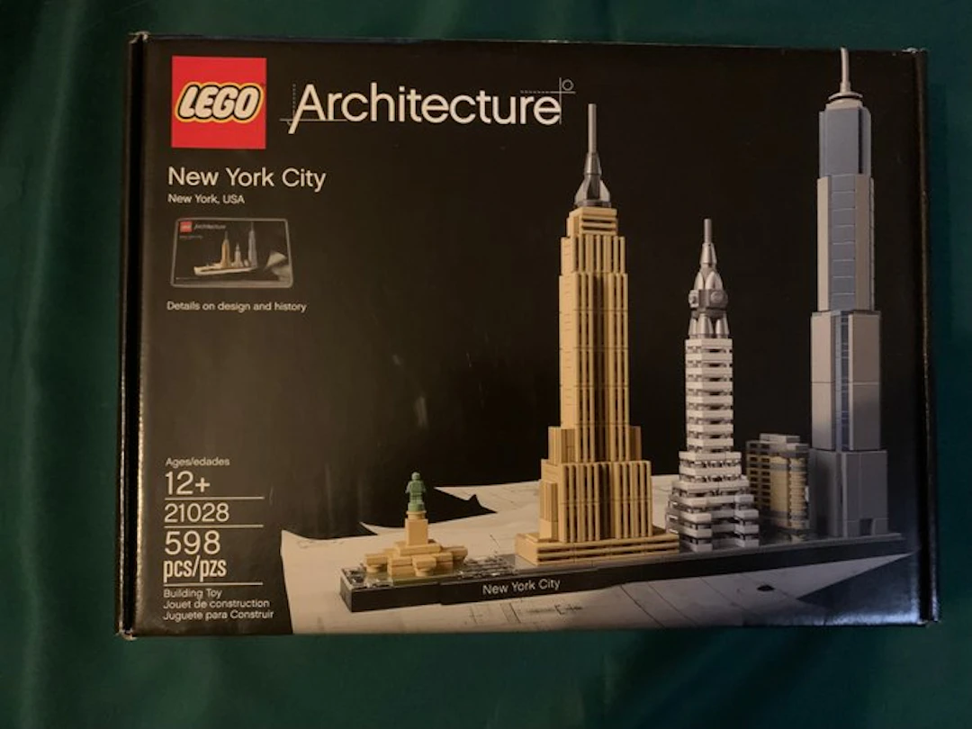 LEGO Set - 21028 - Architecture - New York City
