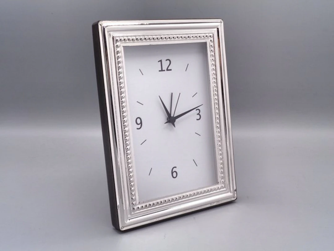 Anniversary clock - - .925 silver - 2026 - Wake up!