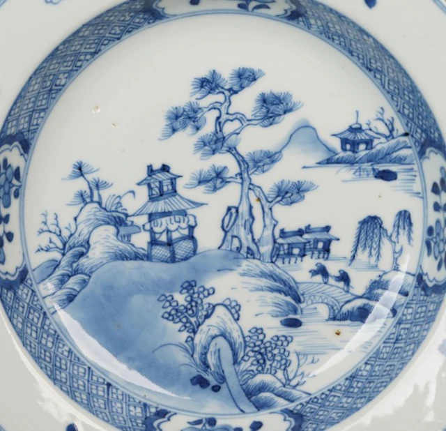 Yongzheng (1723-1735) - Large Octagonal Plate - Plate...
