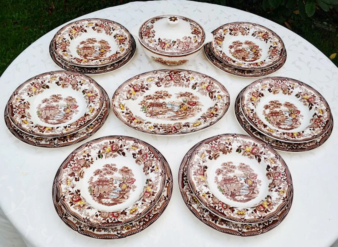 Alfred Meakin - Table service for 6 (14) - Ceramic